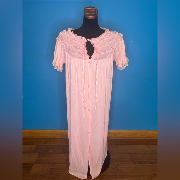Vintage 70s 80s Nightgown Robe Button Front Ruffled Pink Made In USA - Picture 1 of 9